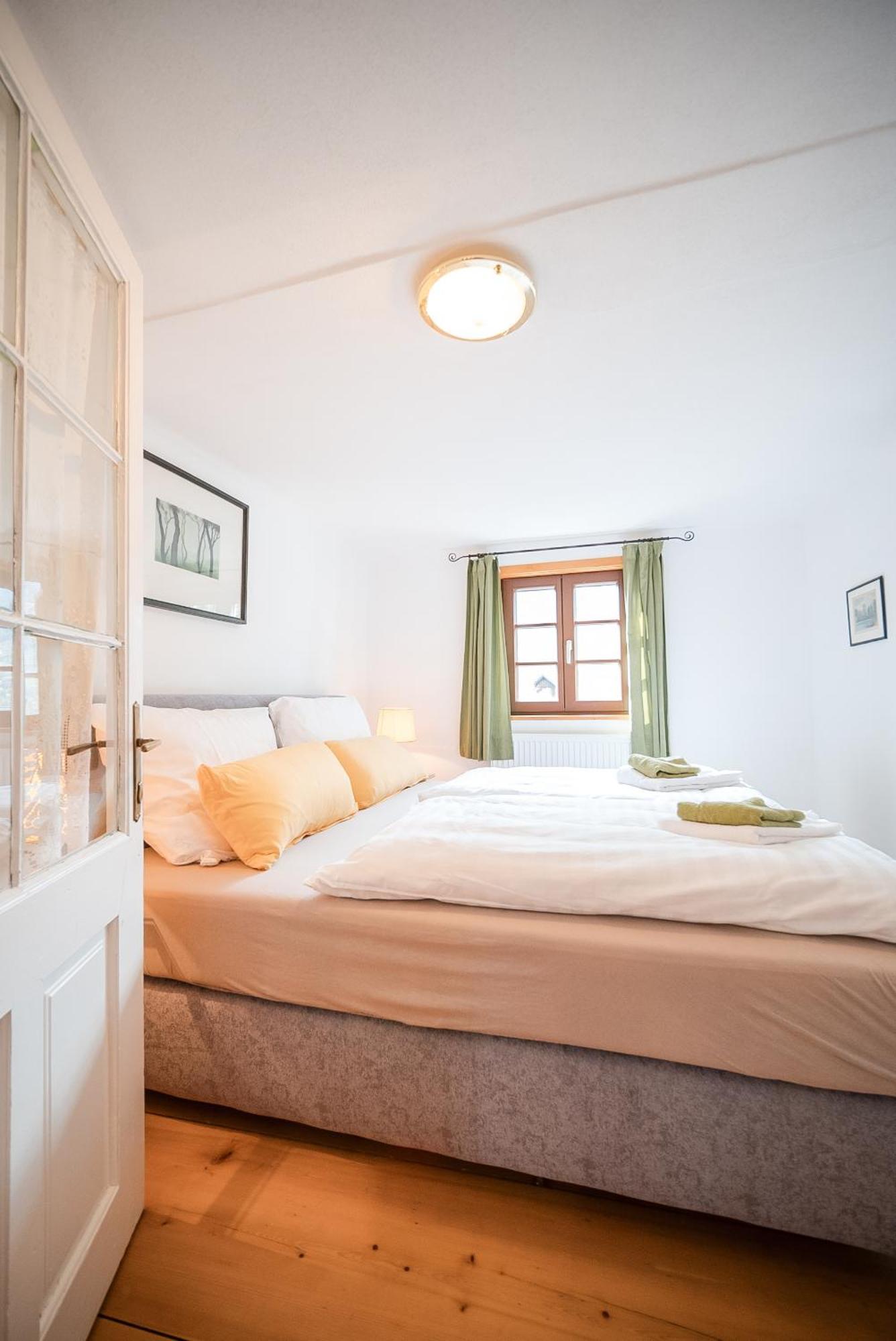 Altes Von 1756 - Straussengut Apartment